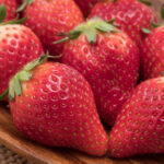 苺のお酒「とちおとめスパークリングワイン」：甘酸っぱい香りが広がる一杯