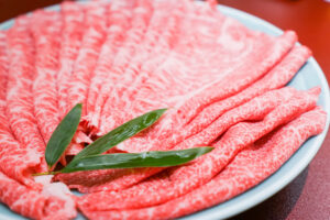 山形県の特産品「米沢牛」：ギフトにも最適な最高級ブランド牛